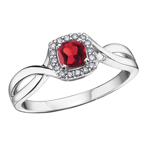 Garnet and 0.07ct TDW Diamond Ring (January Birthstone)